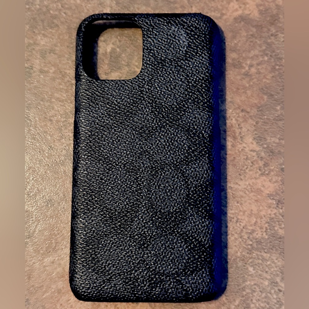 NWOT Coach Black/Grey Signature Canvas Apple iPhone 11 Pro Max Low Profile Case